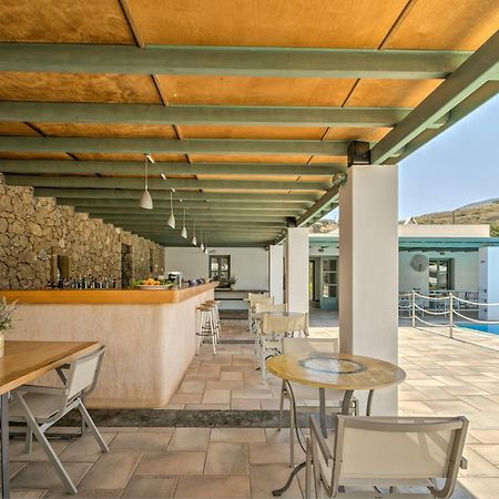 Dioni Hotel Skyros Exterior photo